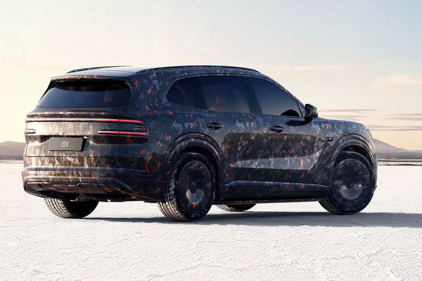 Zeekr 8Χ: Αποκάλυψη για το νέο Plug-in υβριδικό SUV